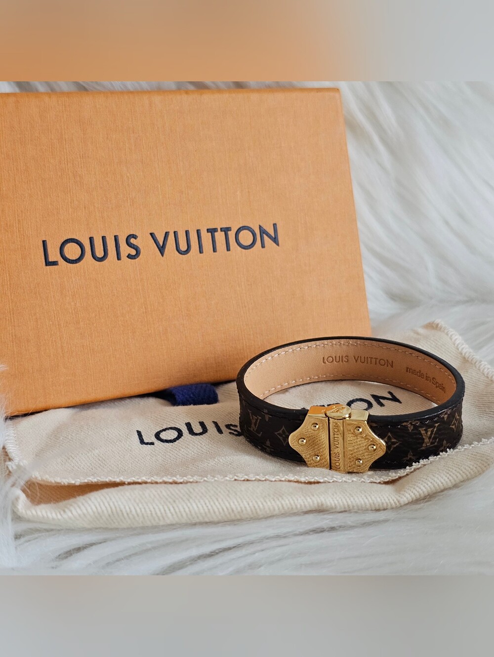 🔥 LV Monogram Bracelet 🔥